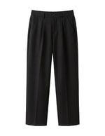 Black men’s pleated pocketed trousers with belt loops and side pockets