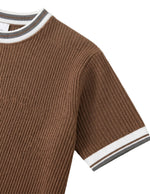 Top fabric detail - Mocha brown men’s ribbed summer T-shirt with contrast trim