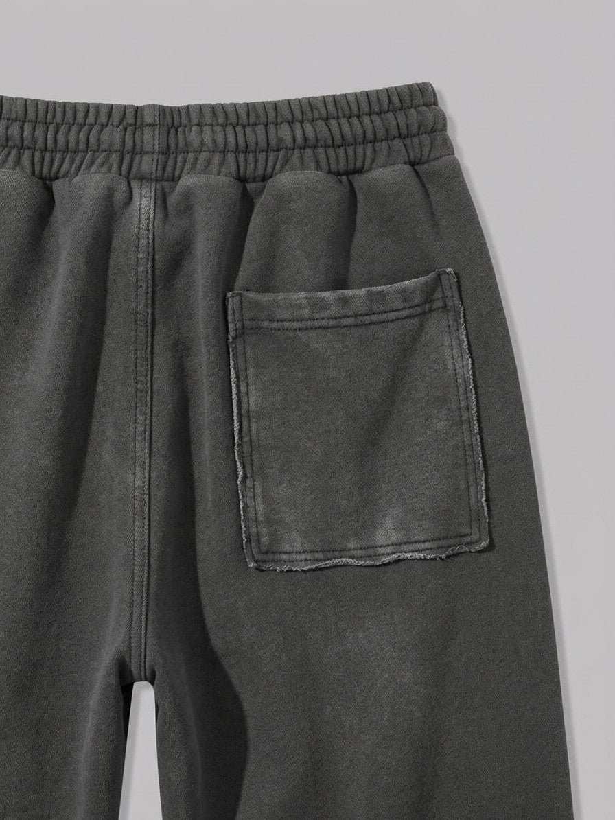 Alatri Men's Raw-Seam Vintage Baggy Sweatpants — washedcharcoal — detail-collar