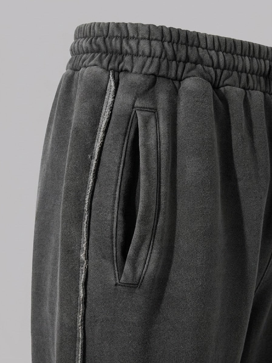 Alatri Men's Raw-Seam Vintage Baggy Sweatpants — washedcharcoal — detail