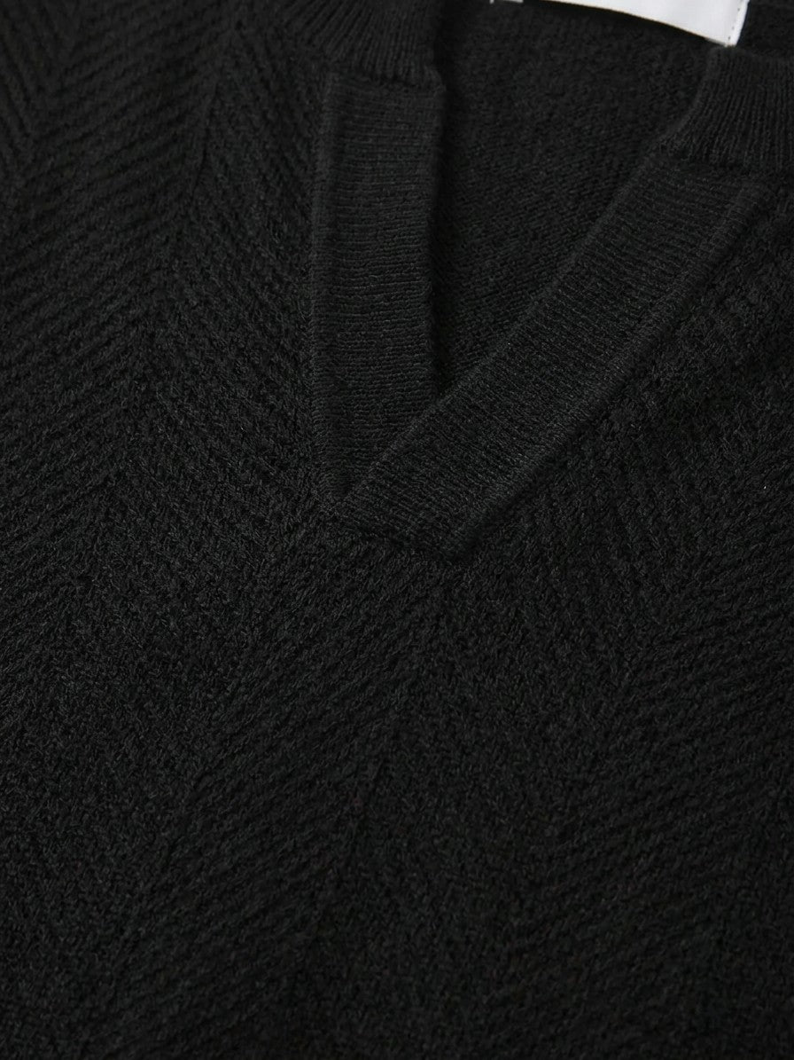 Barolo Men's Notched Short Sleeve Knit Top — black — detail-texture