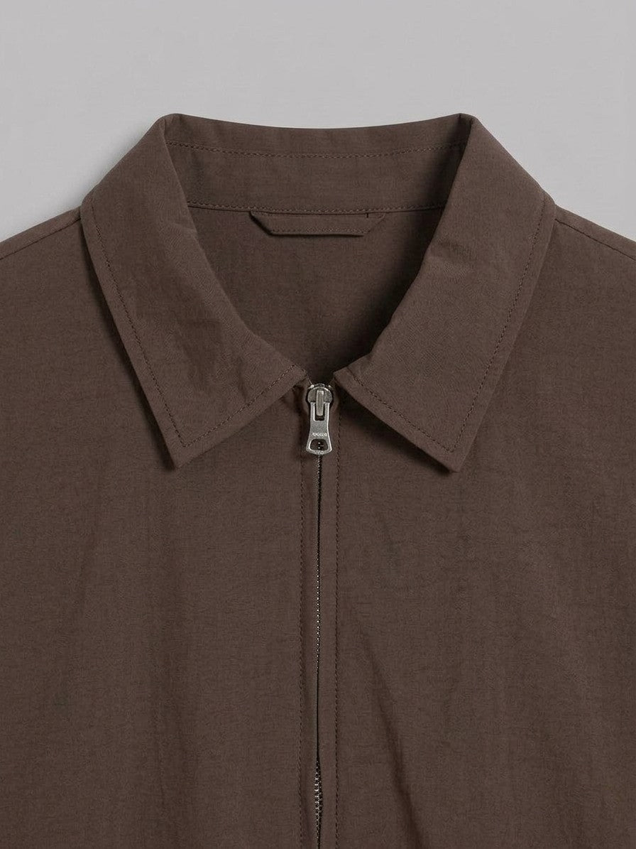 Bassiano Men's Collared Zip-Jacket Tracksuit — brown — detail-collar