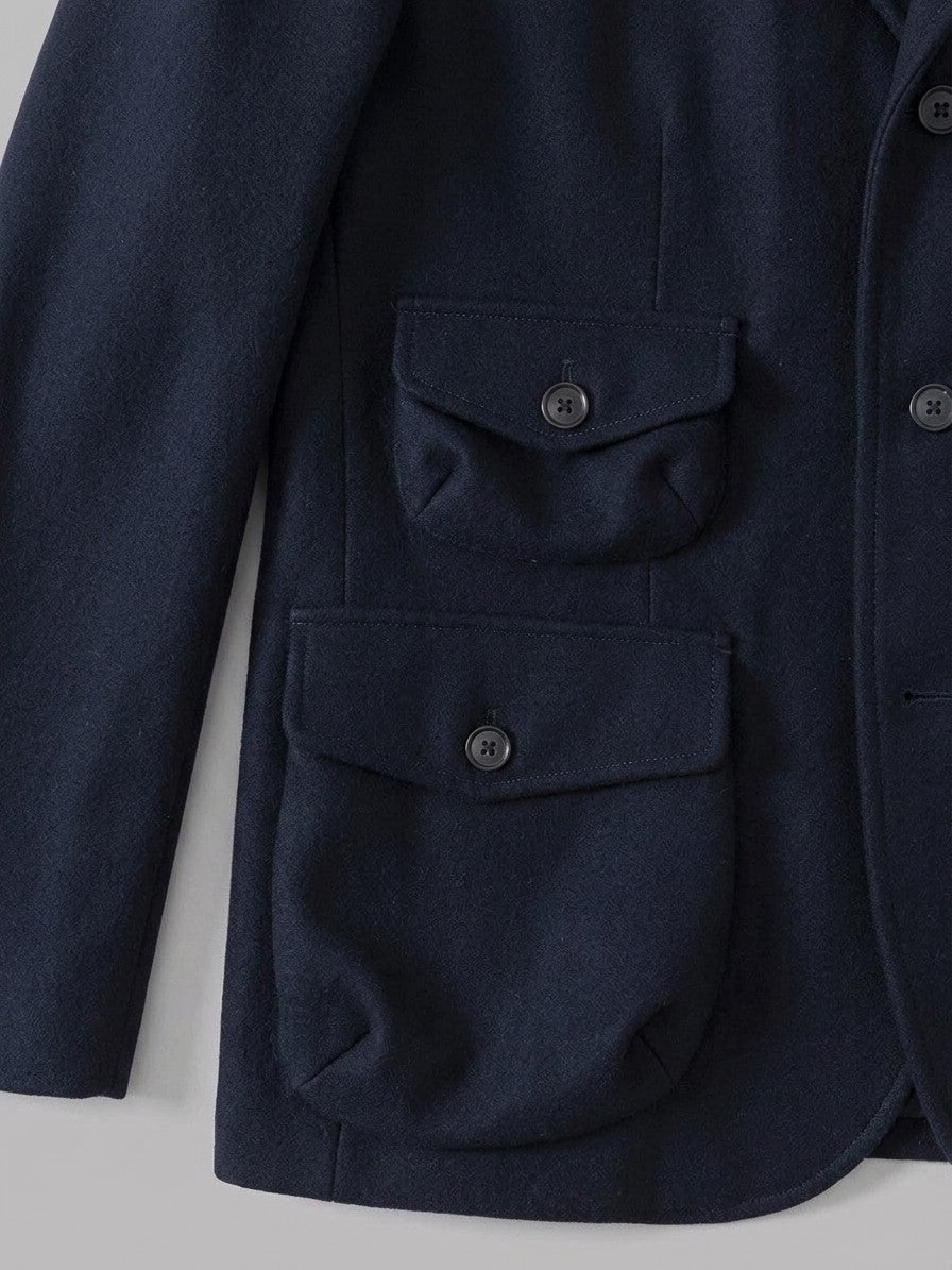 Capracotta Men's Flap-Pocket Wool Hunting Blazer — navy — detail-collar