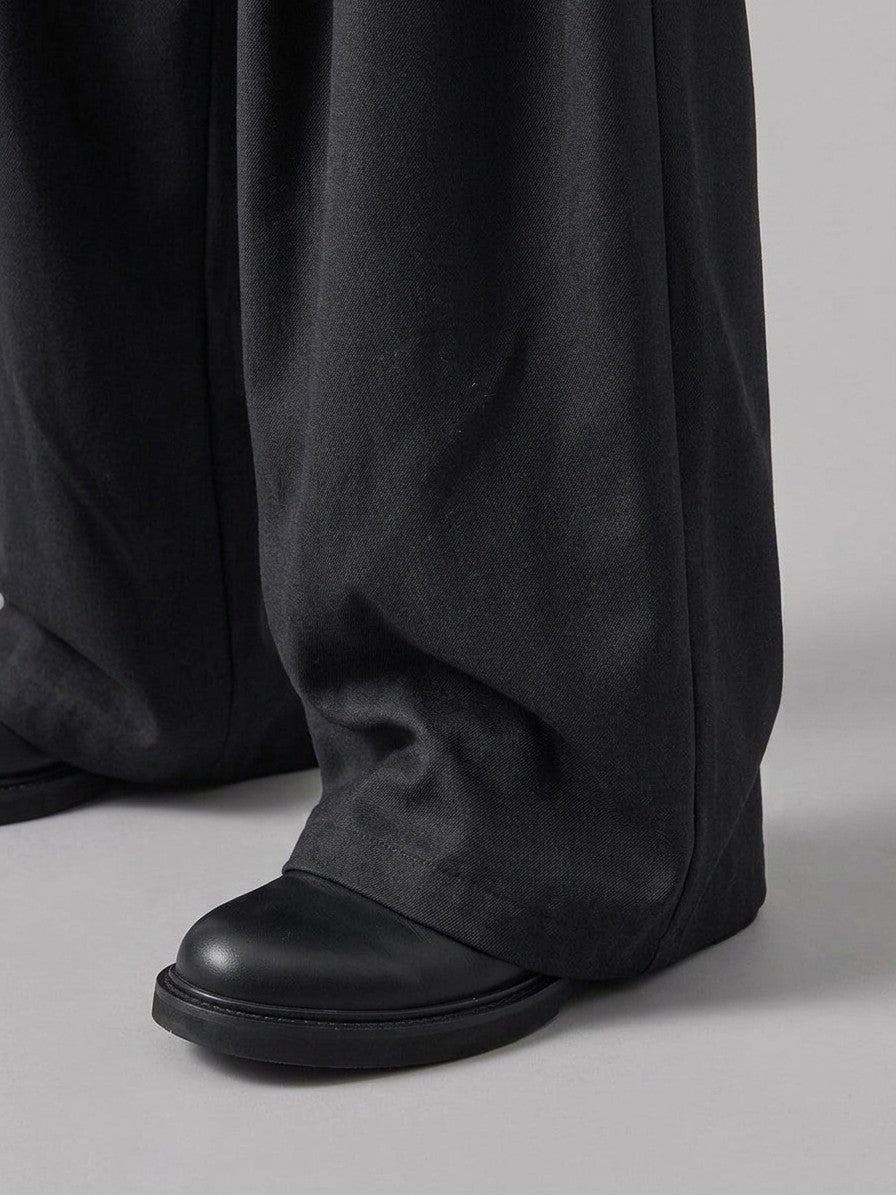 Castrovillari Men's Wide-Leg Twill Pleated Trousers — black — detail-collar