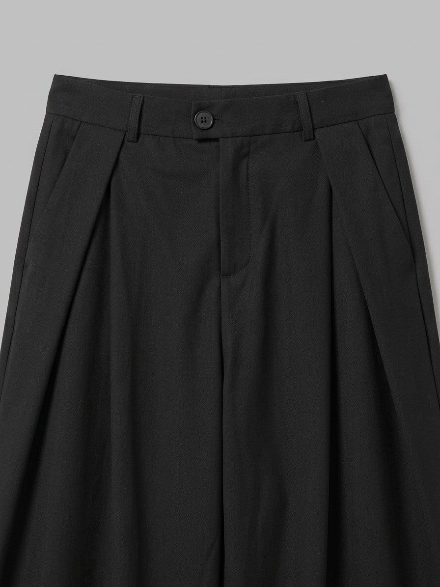 Cisterna Men's Extra-Wide Drape Pleated Trousers — black — detail