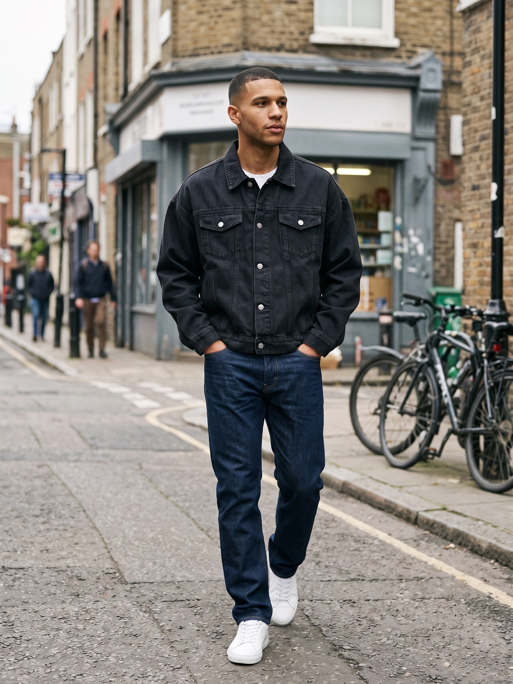 Laglio Men's Oversized Drop-Shoulder Denim Trucker Jacket — washedblack — lifestyle