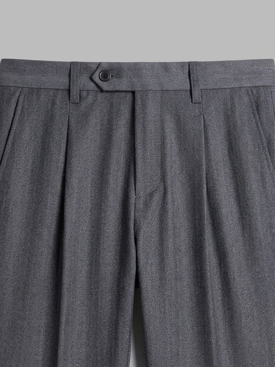 Raven Men's Pleated Tapered Trousers — darkgray — detail-collar