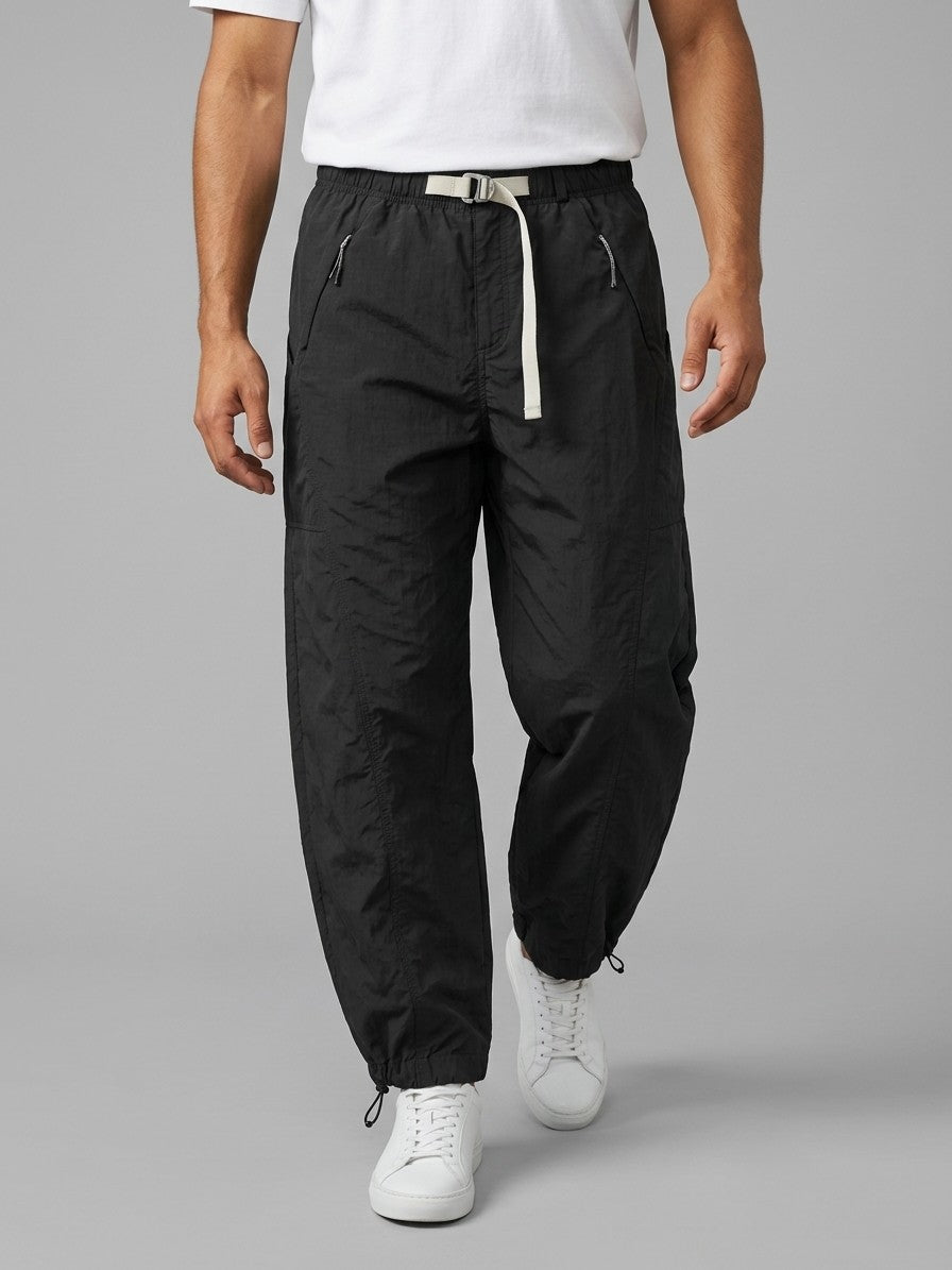 Sezze Men's Curved Barrel-Leg Cargo Pants — black — front