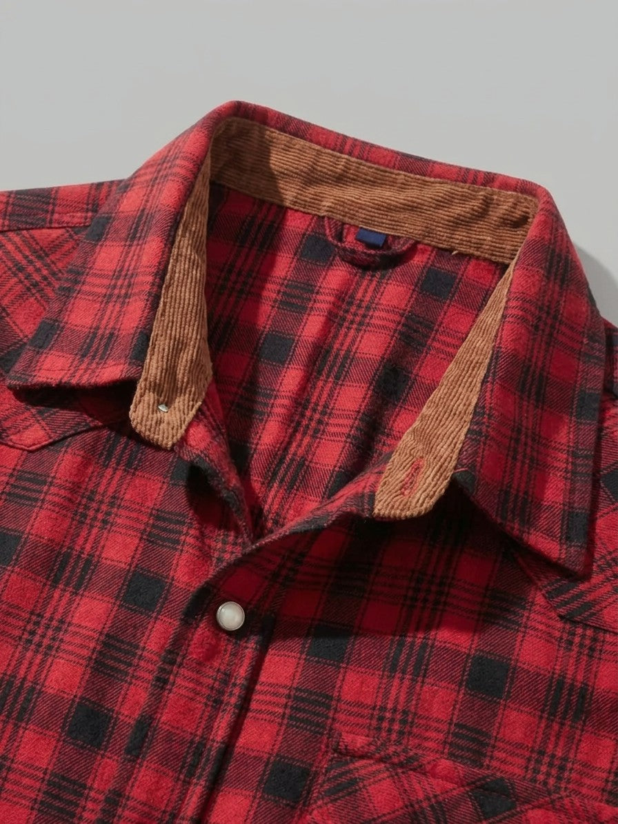 Siracusa Men's Vintage Plaid Western Shirt — red — detail-collar