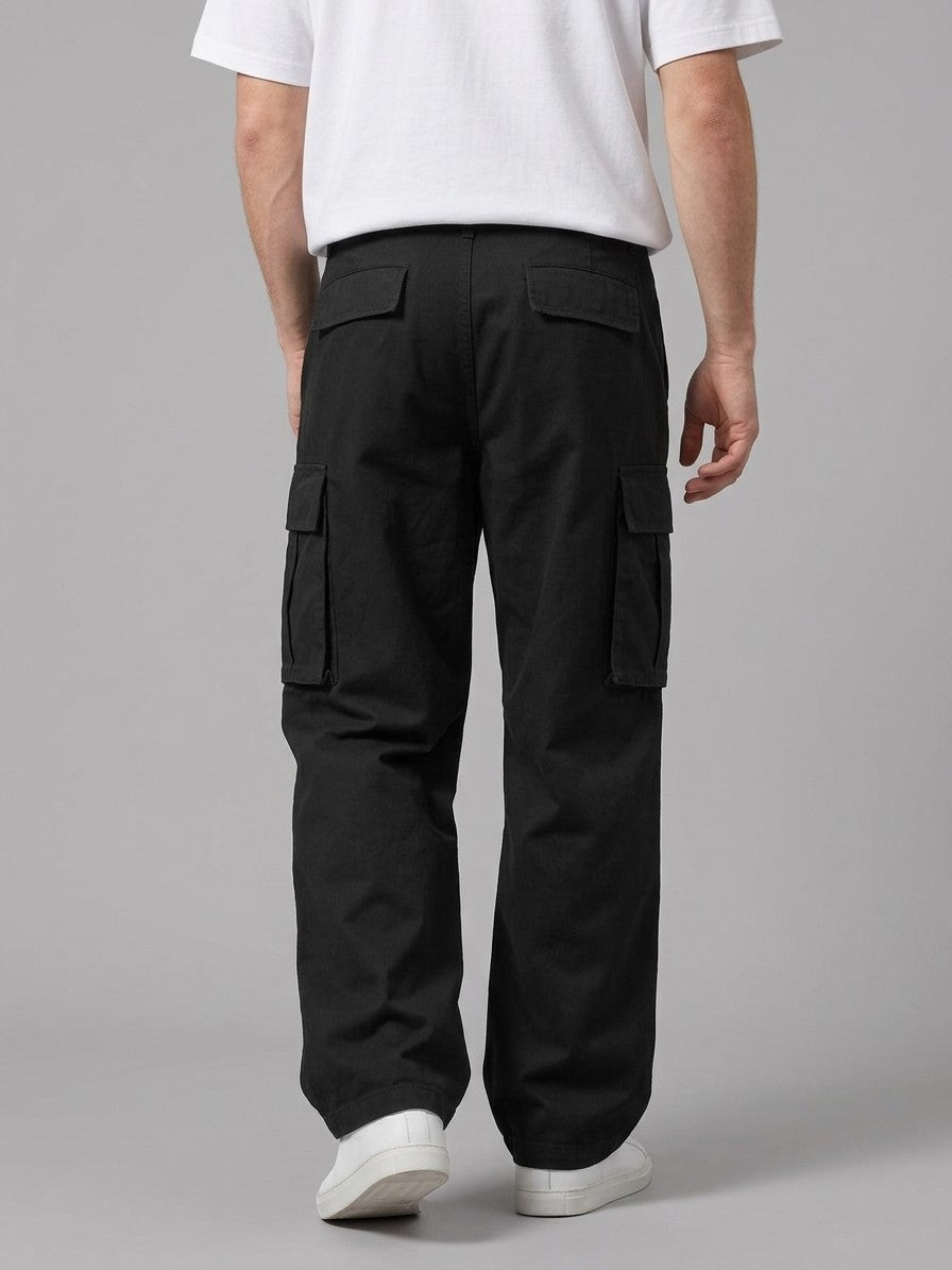 Valmontone Men's Bellows-Pocket Baggy Cargo Pants — black — back